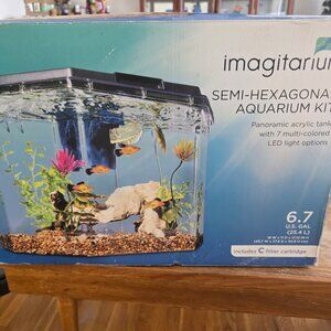 Fish tank 6.7 gallon